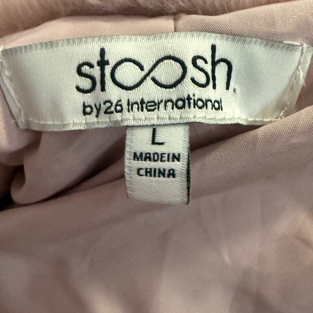 26 International Soft Pink Teddy Jacket - Picture 5 of 7